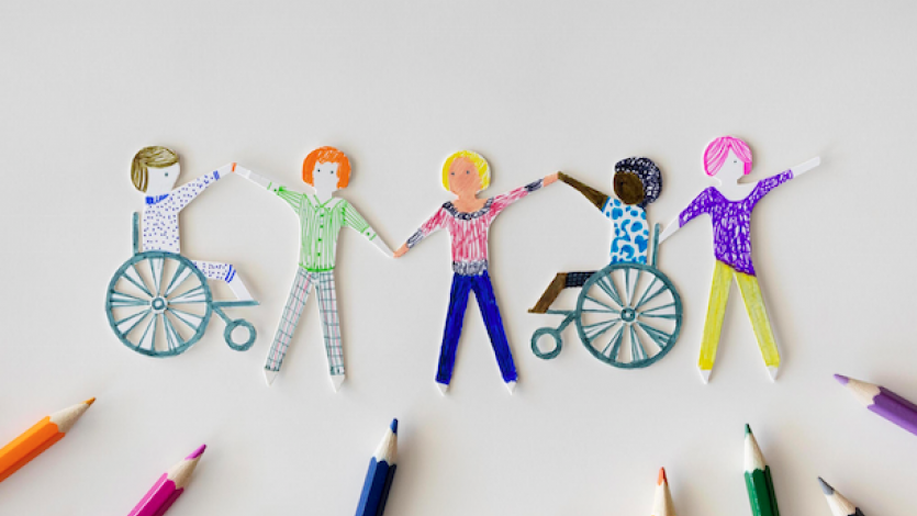 Βοηθώντας τα παιδιά να κατανοήσουν και να στηρίξουν τα άτομα με ειδικές ανάγκες ή αναπηρίες